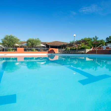 לאגורס Camping Domaine De Chaussy מראה חיצוני תמונה
