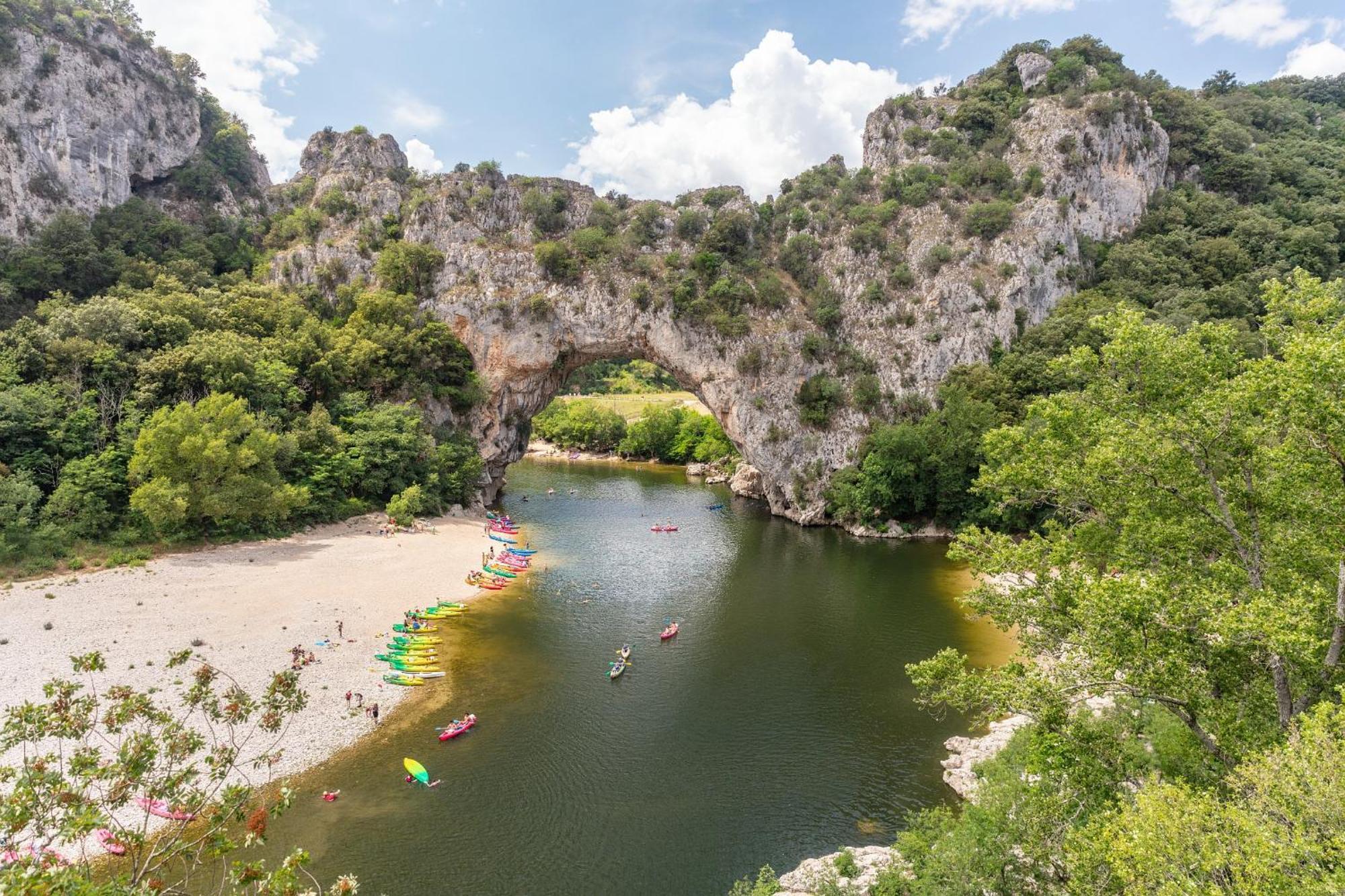 לאגורס Camping Domaine De Chaussy מראה חיצוני תמונה