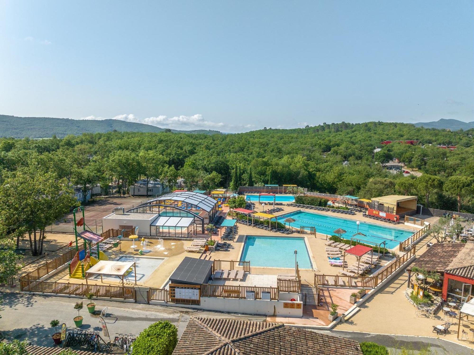 לאגורס Camping Domaine De Chaussy מראה חיצוני תמונה